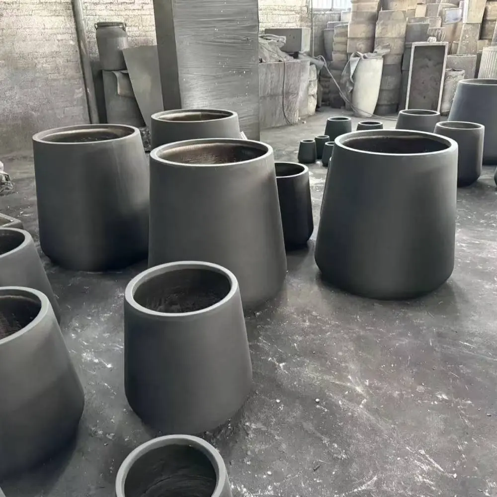 large_planter_POT_003_1.webp